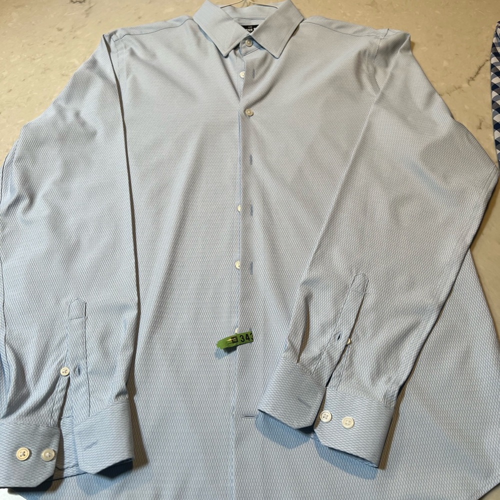 Men’s Express 👔 shirt